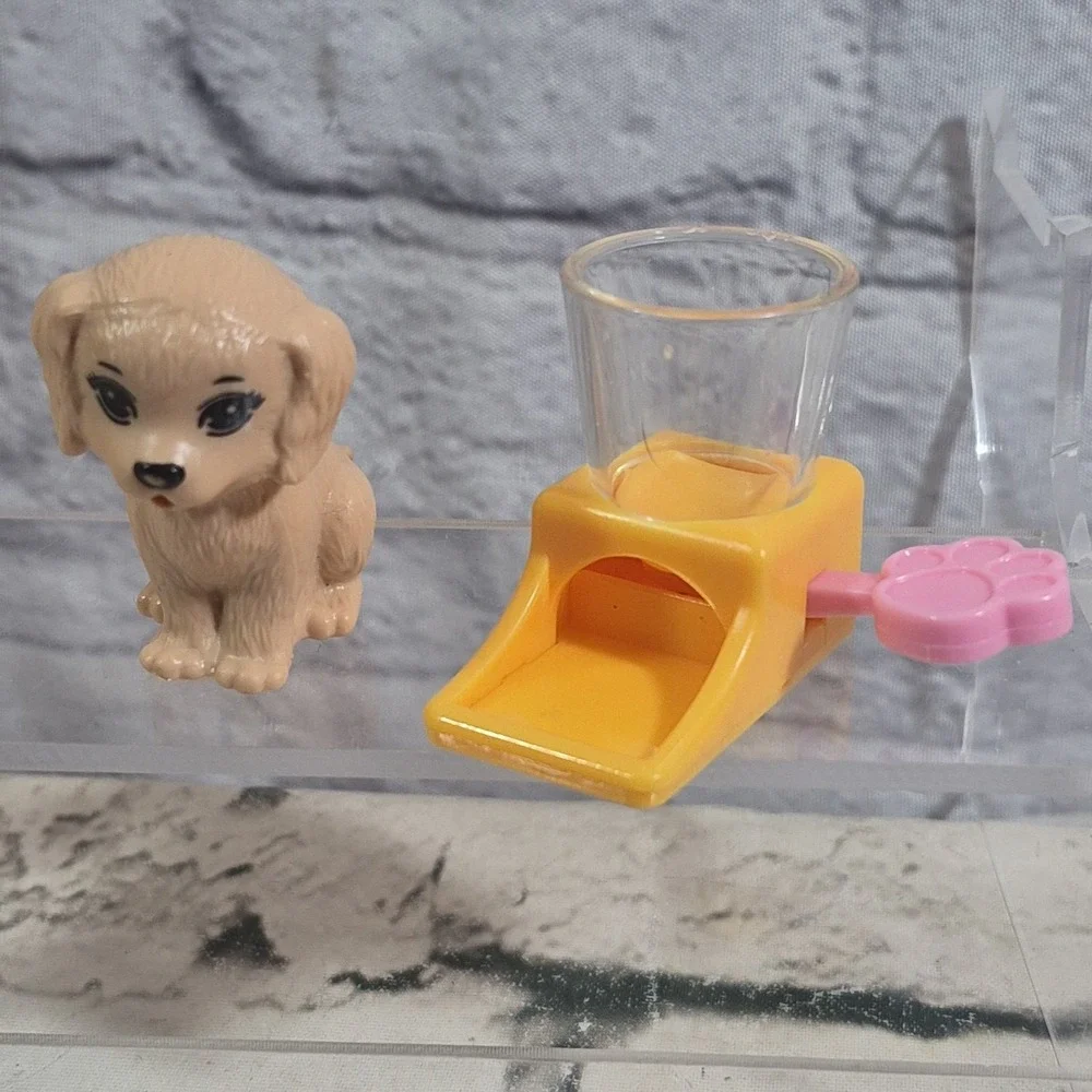 Barbie Pets Puppy Dog Lot Of 6 Figures With Bed Carrier‎ Food Dish Bone Bottle